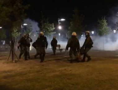 Θεσσαλονίκη: 15 αστυνομικοί τραυματίστηκαν στα επεισόδια - 8 συλληφθέντες